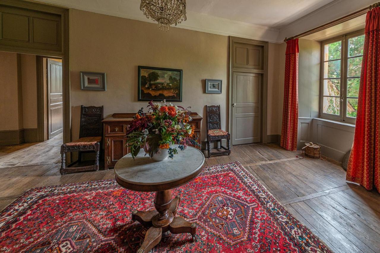 Chateau Garinie 15Th Century Medieval Castle In The South Of France Lugan  Екстериор снимка
